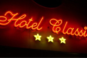 Firme luminoase tub spectral