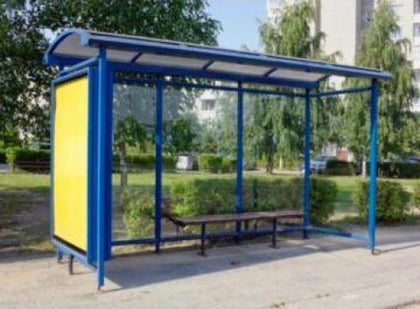 Statie de autobuz cu panou info
